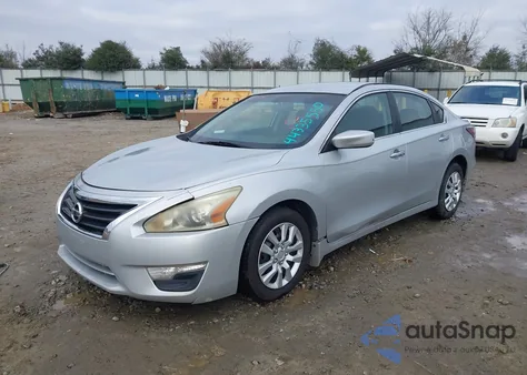 2014 Nissan Altima 2.5 S z USA, uszkodzony, nr VIN 1N4AL3AP9EN225459